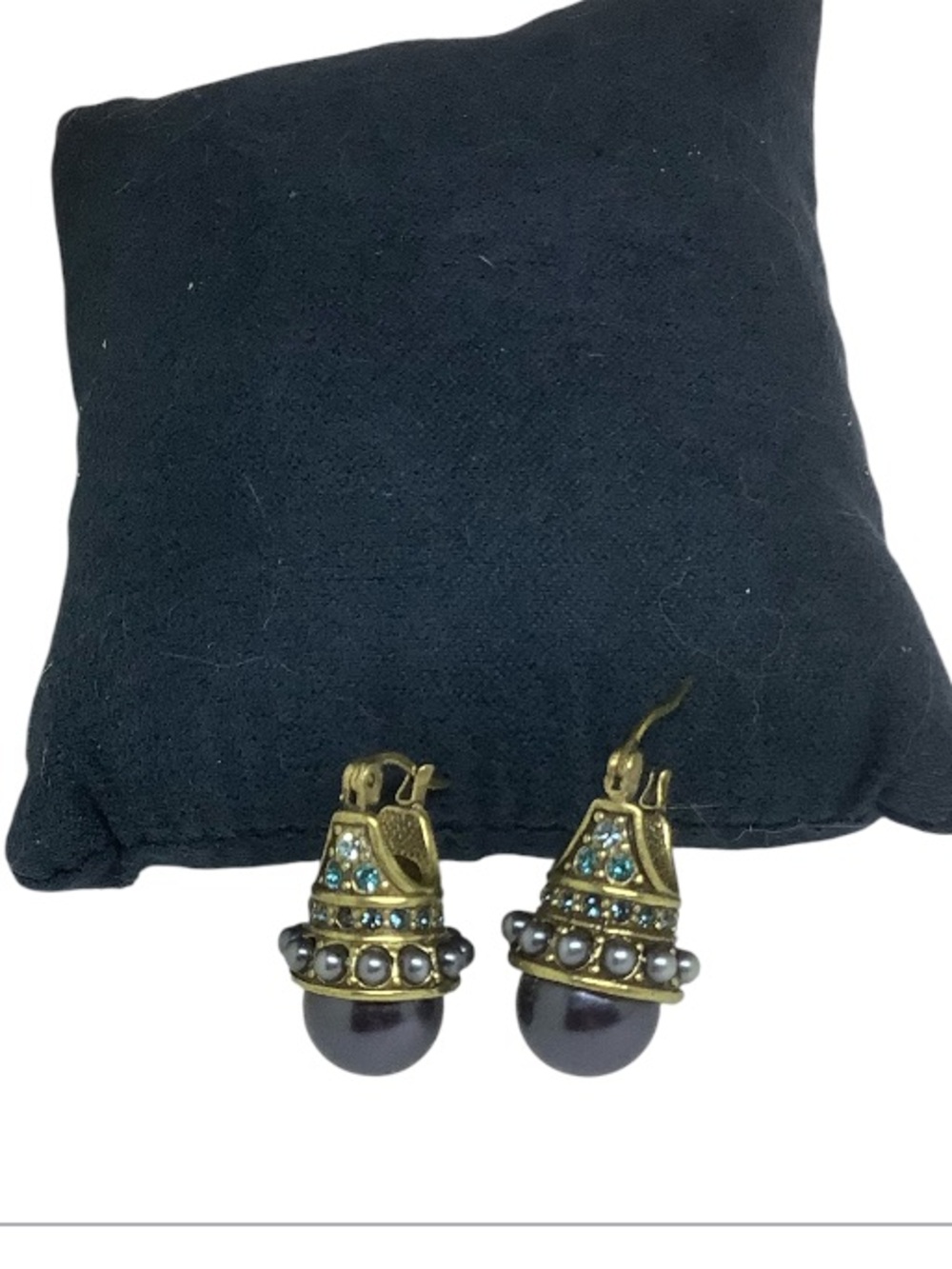 HEIDI DAUS® Faux pearl Swarovski crystal Clutch Earrings - Picture 7 of 7